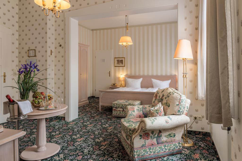 Hotel Schwarzer Adler Tangermünde Exteriér fotografie