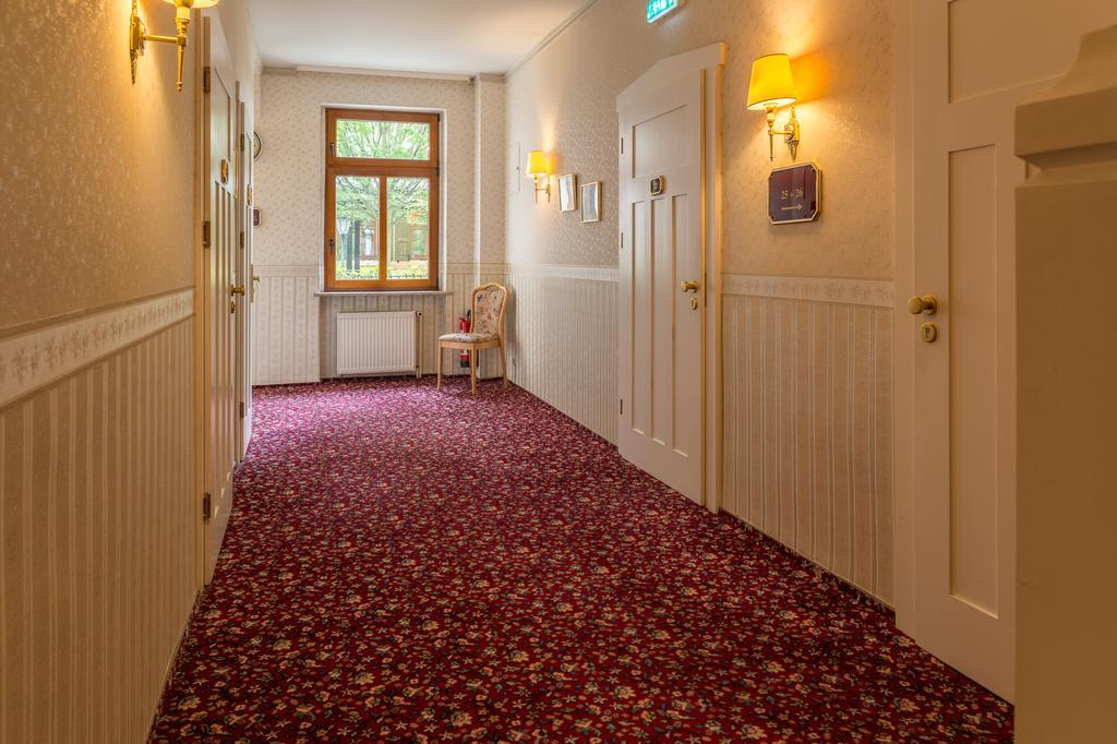 Hotel Schwarzer Adler Tangermünde Exteriér fotografie
